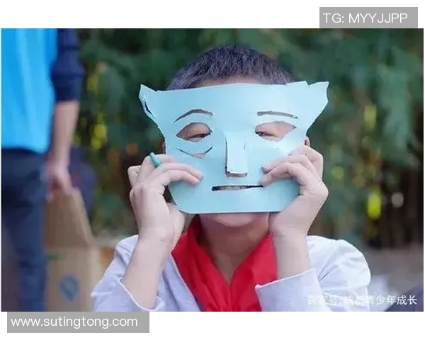 足球面具英雄崛起 揭秘球场上那些神秘面具背后的传奇故事